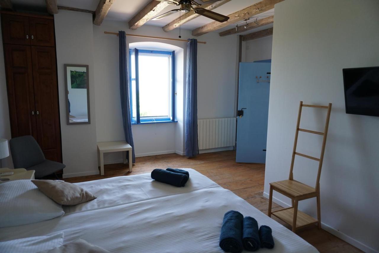 Farmhouse Cubani Bale Bagian luar foto